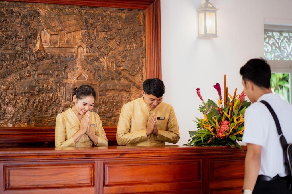 Villa Santi Hotel Luang Prabang Bagian luar foto